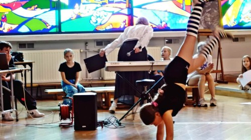 Mam talent - fotorelacja z występów klas 1-4