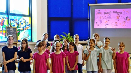 Mam talent - fotorelacja z występów klas 1-4