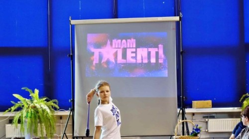 Mam talent - fotorelacja z występów klas 1-4