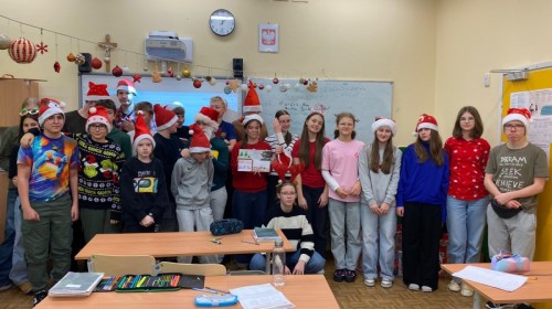 🎄 Szkoła Dobrego Słowa w świątecznym nastroju! 🎅✨