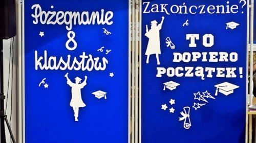 Uroczysta akademia z okazji zakończenia roku szkolnego i pożegnanie klas ósmych.