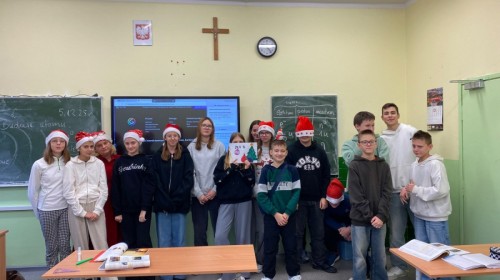 🎄 Szkoła Dobrego Słowa w świątecznym nastroju! 🎅✨