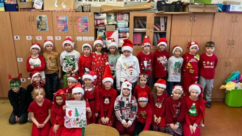 🎄 Szkoła Dobrego Słowa w świątecznym nastroju! 🎅✨