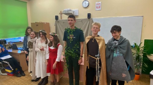 "BALLADYNA" WŚRÓD SIÓDMOKLASISTÓW