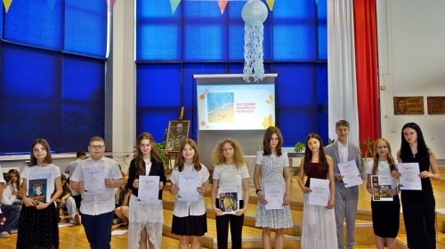 Uroczysta akademia z okazji zakończenia roku szkolnego i pożegnanie klas ósmych.