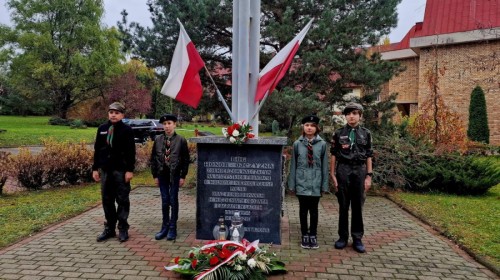 Warty honorowe w miejscach pamięci narodowej