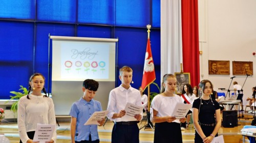 Uroczystość zakończenia roku szkolnego 2024/2025 dla uczniów klas 4-8