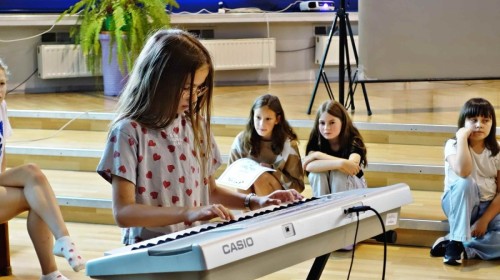 Mam talent - fotorelacja z występów klas 1-4