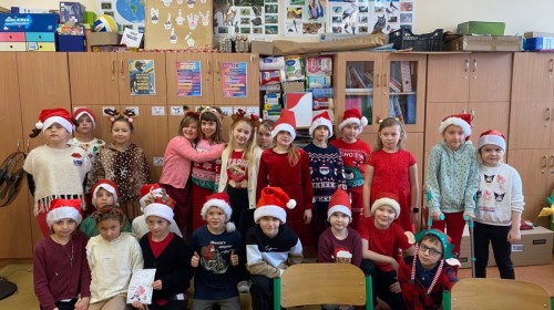 🎄 Szkoła Dobrego Słowa w świątecznym nastroju! 🎅✨